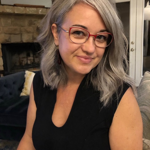 Meet your Posher, Rebekah - Picture 2 of 6